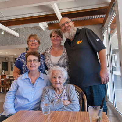 Lunch at the Aspley pub