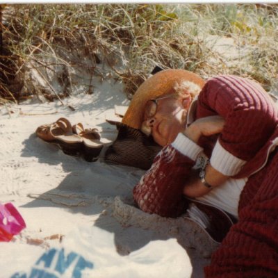 EV Asleep on Bribie Beach