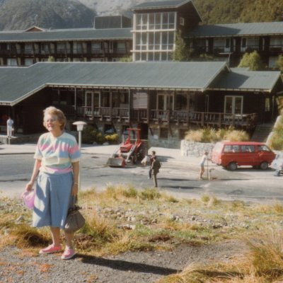 EV the Hermitage Mt Cook NZ 1983